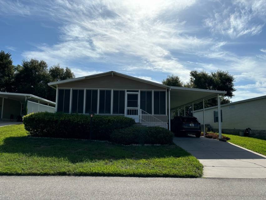 Lake Alfred, FL Mobile Home for Sale located at 530 Club Hill Rd Kings Pointe